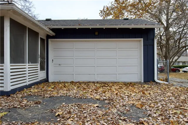 $285,000 | 6121 Hunter Street, Raytown, MO 64133