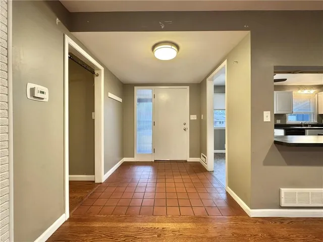 $285,000 | 6121 Hunter Street, Raytown, MO 64133