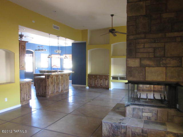 4245 North Country Club Road Tucson, AZ 85718 - Photo 6 of 30