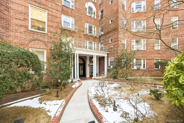 a view of a brick building