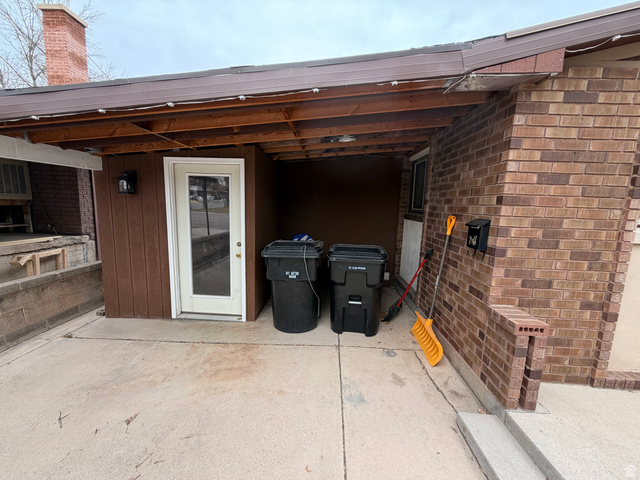 574 West Harding Avenue Cedar City, UT 84720 - Photo 36 of 43 View of patio