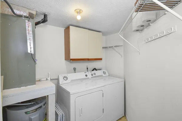 $1,900 | 3254 Southeast Aster Lane, Stuart, FL 34994