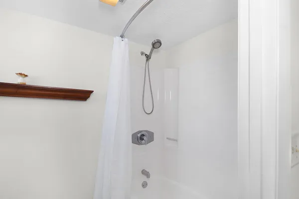 $1,900 | 3254 Southeast Aster Lane, Stuart, FL 34994