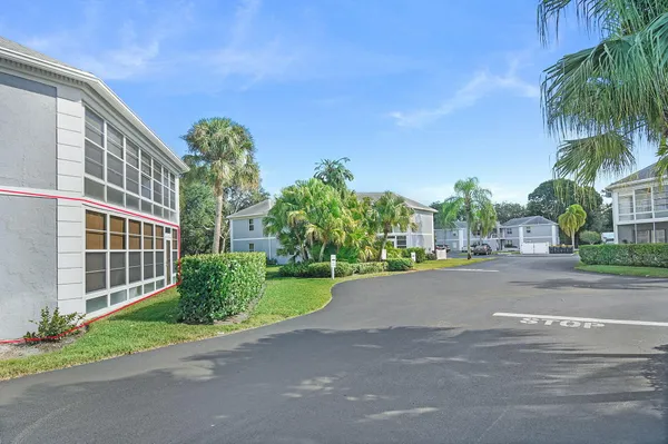 $1,900 | 3254 Southeast Aster Lane, Stuart, FL 34994