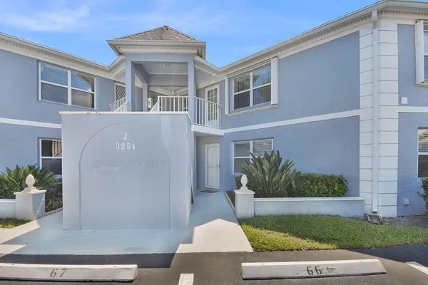 $1,900 | 3254 Southeast Aster Lane, Stuart, FL 34994