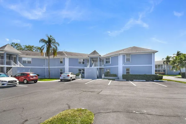 $1,900 | 3254 Southeast Aster Lane, Stuart, FL 34994