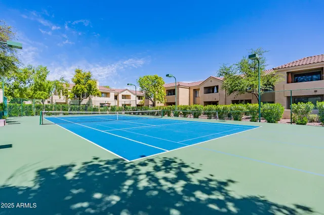 a view of a tennis court