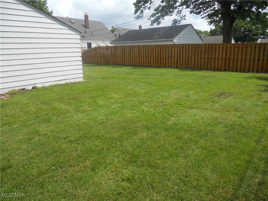 374 Clarmont Road Willowick, OH 44095 - Photo 25 of 26 Great for Relaxing or Entertaining!!