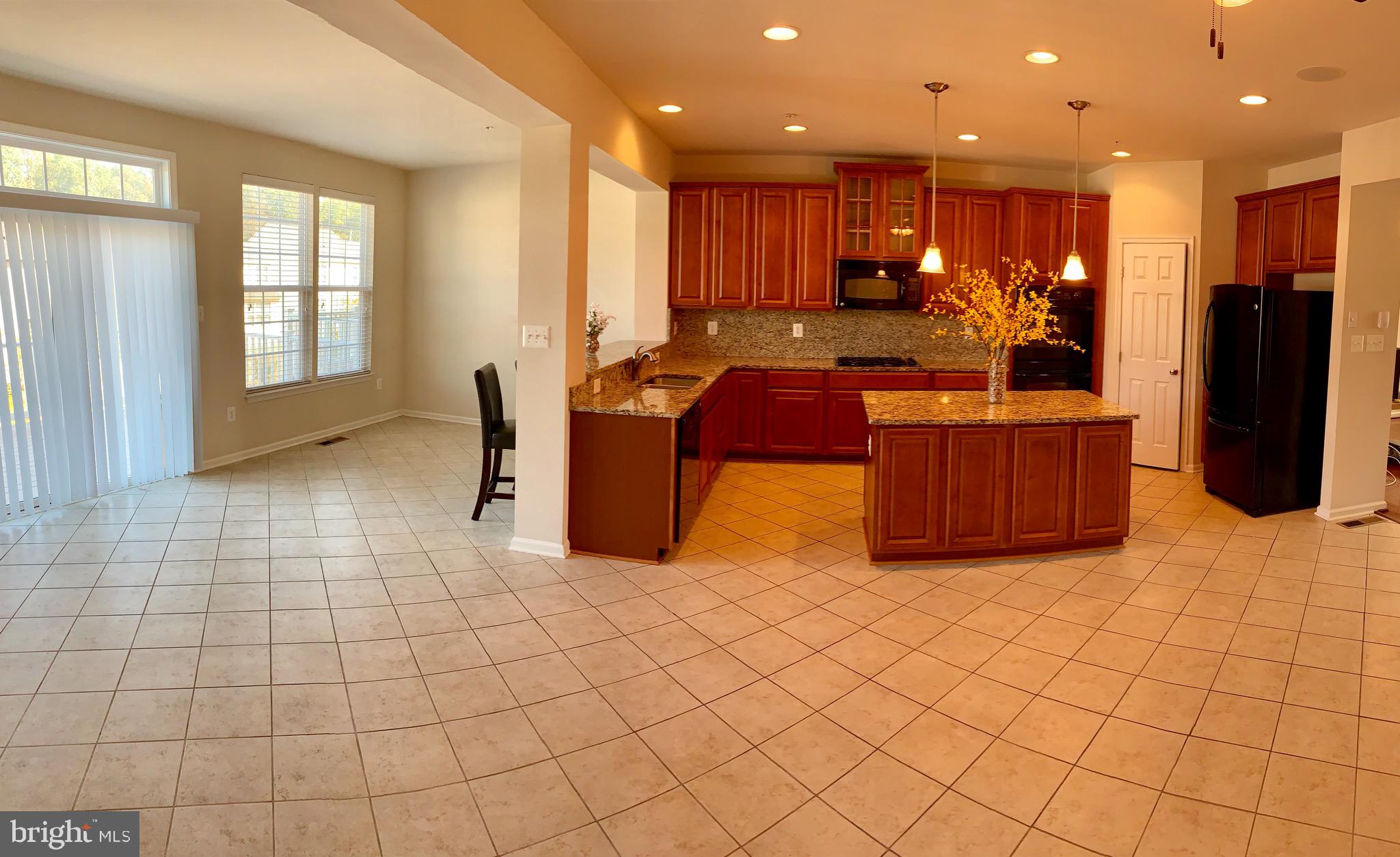 2808 Admiral Ridge Road Accokeek, MD 20607 - Photo 10 of 60 EAT IN KITCHEN WITH 9 FOOT ADDITION