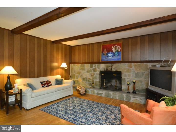 352 Level Road Collegeville, PA 19426 - Photo 11 of 14 Family Room