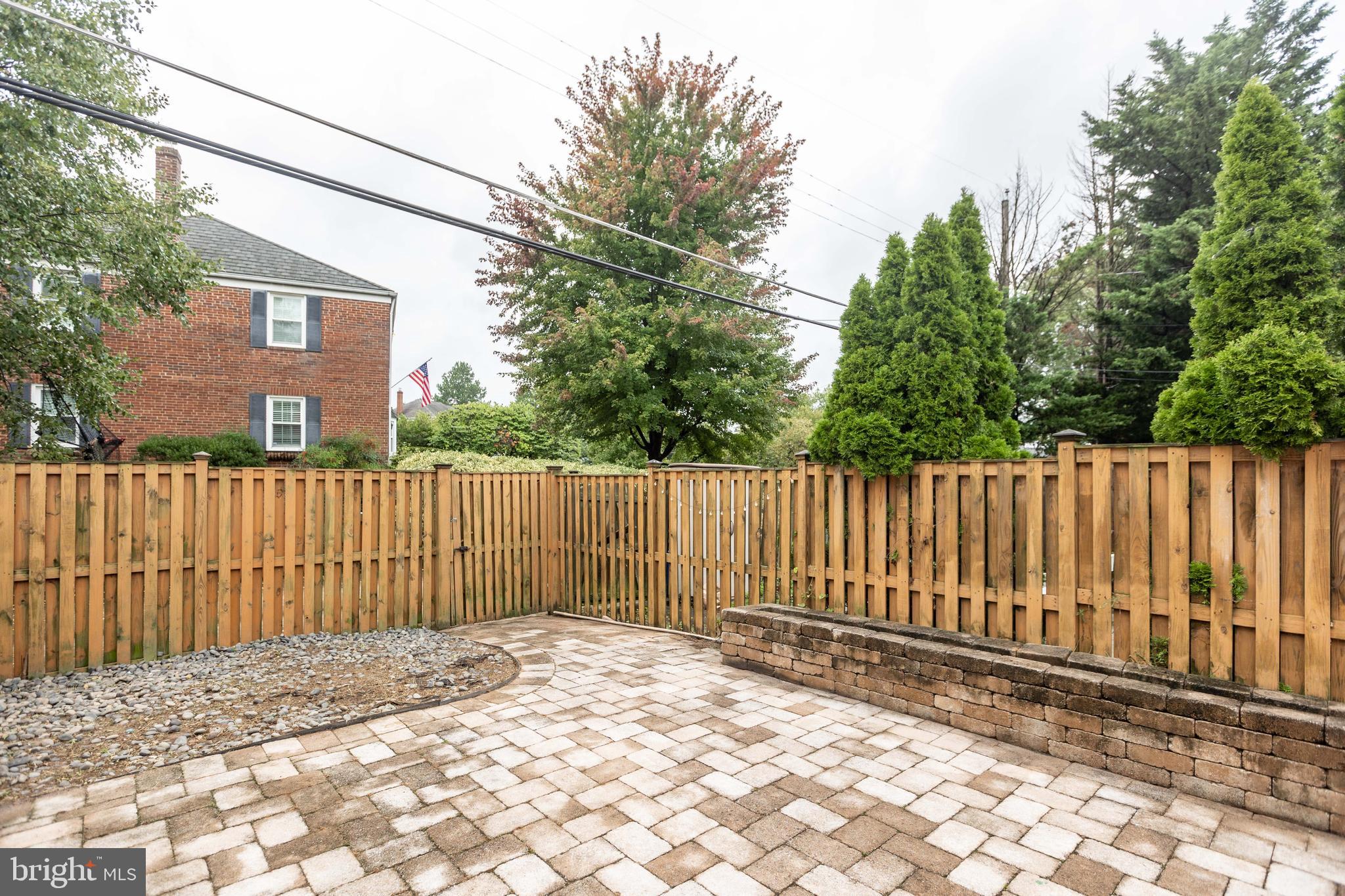 173 Dumbarton Road Baltimore, MD 21212 - Photo 26 of 41 Full enclosed rear yard with garden space