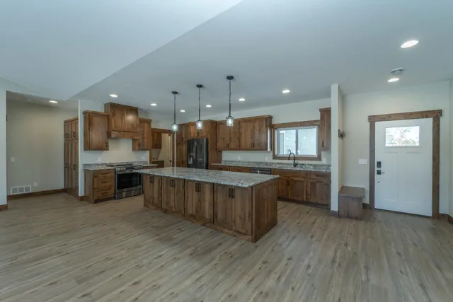 $574,900 | 12638 2nd Street, Baxter, MN 56425