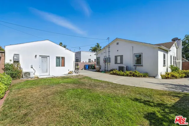 $3,750 | 237 West Kelso Street, Inglewood, CA 90301