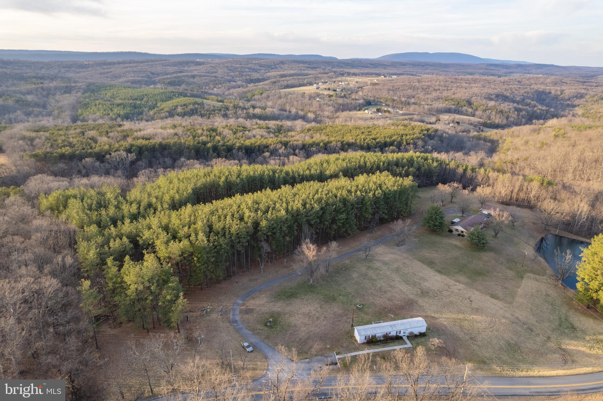 699 Whitacre Road Gore, VA 22637 - Photo 11 of 44 Gallery Image 11