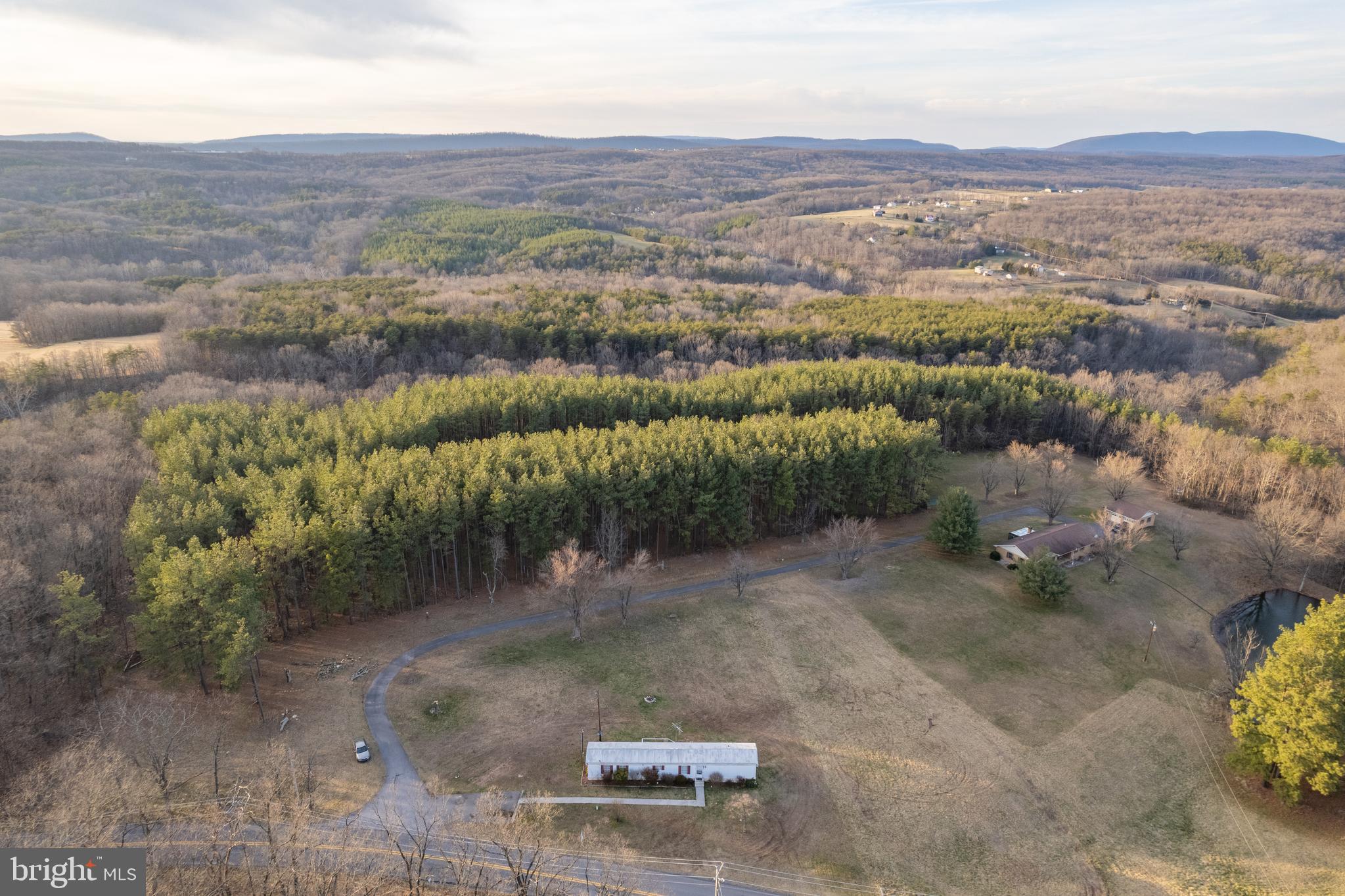 699 Whitacre Road Gore, VA 22637 - Photo 12 of 44 Gallery Image 12