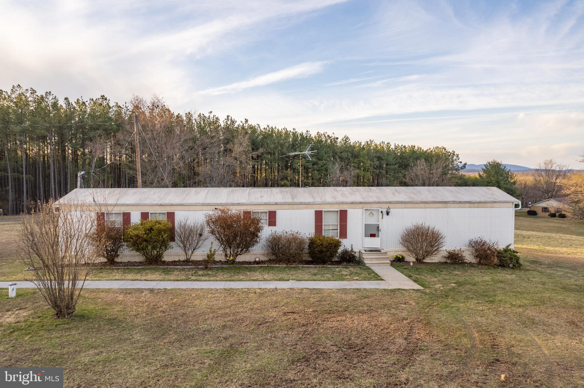 699 Whitacre Road Gore, VA 22637 - Photo 4 of 44 Gallery Image 4