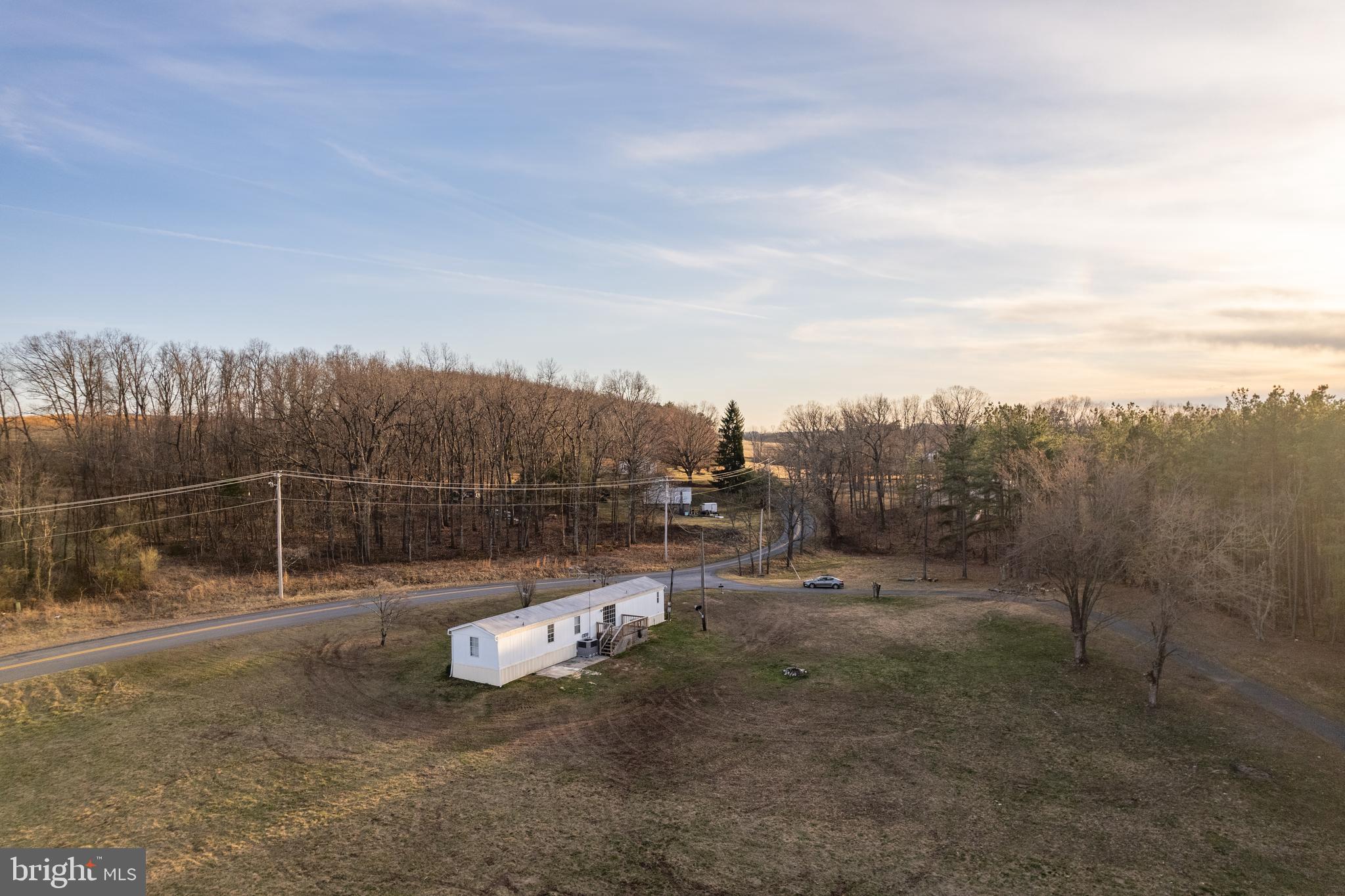 699 Whitacre Road Gore, VA 22637 - Photo 6 of 44 Gallery Image 6