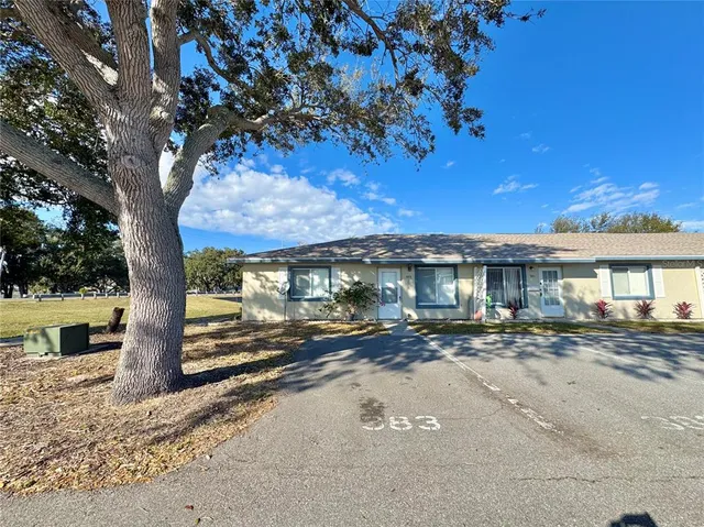 $1,500 | 383 Winter Ridge Boulevard, Unit 383, Winter Haven, FL 33881