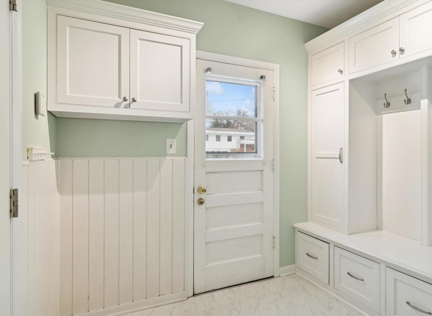 156 Blueberry Road Libertyville, IL 60048 - Photo 14 of 37