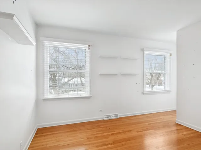 $675,000 | 156 Blueberry Road, Libertyville, IL 60048