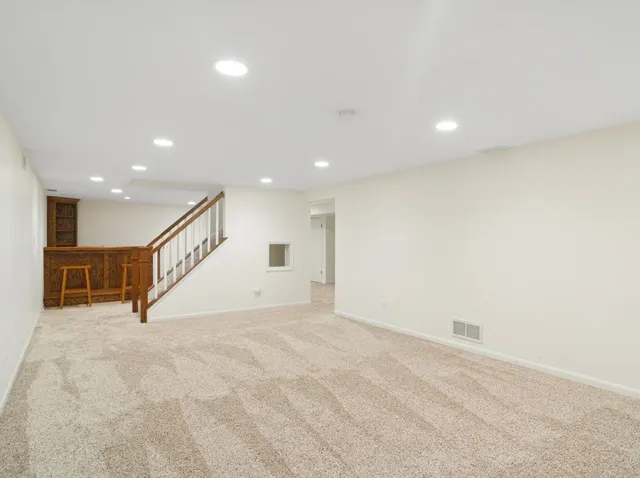 $675,000 | 156 Blueberry Road, Libertyville, IL 60048