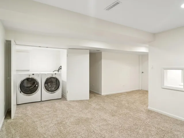 $675,000 | 156 Blueberry Road, Libertyville, IL 60048