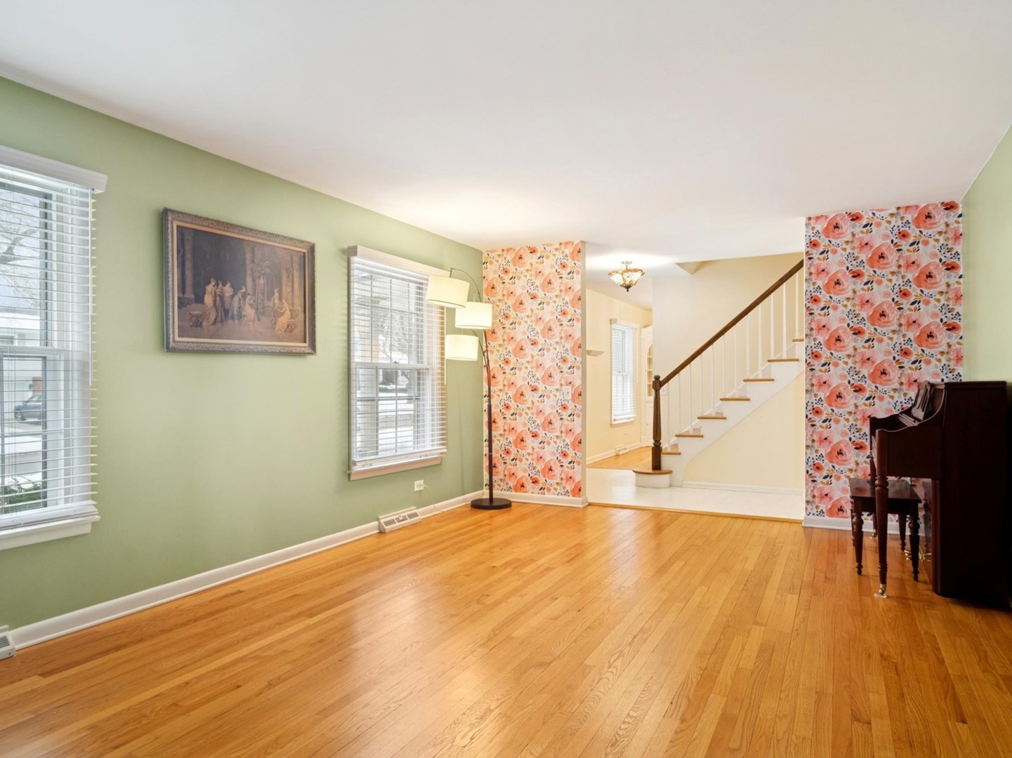 156 Blueberry Road Libertyville, IL 60048 - Photo 3 of 37