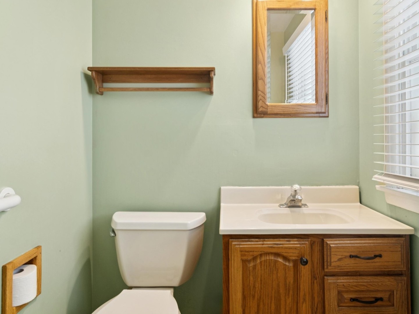 156 Blueberry Road Libertyville, IL 60048 - Photo 9 of 37