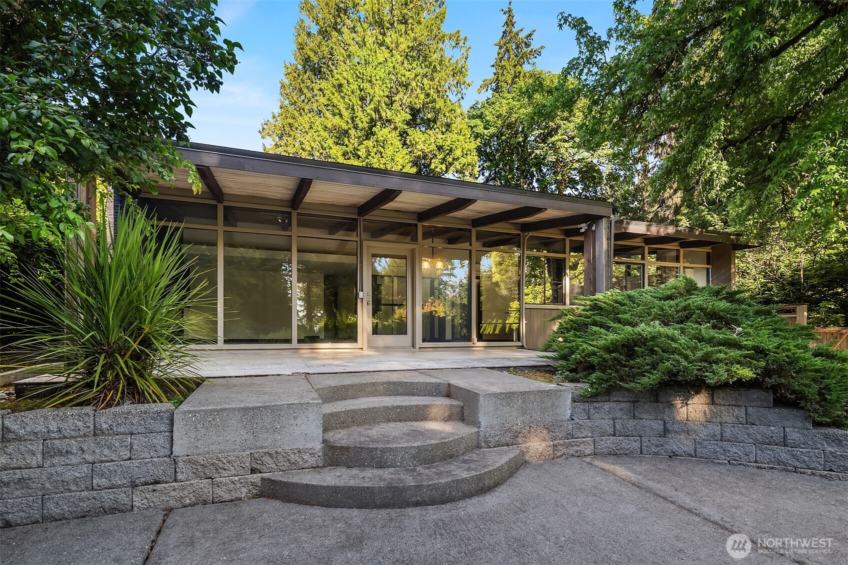 2851 Evergreen Point Road Medina, WA 98039 - Photo 1 of 17