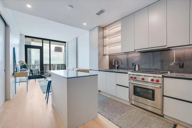 $740,000 | 610 Davis Street, Unit 1811, Austin, TX 78701