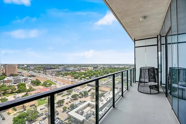 $740,000 | 610 Davis Street, Unit 1811, Austin, TX 78701