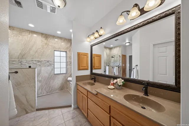 $475,000 | 125 County Road 4720, Castroville, TX 78009