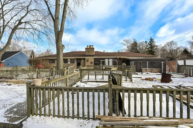 $370,000 | 10211 South Nicholson Road, Oak Creek, WI 53154