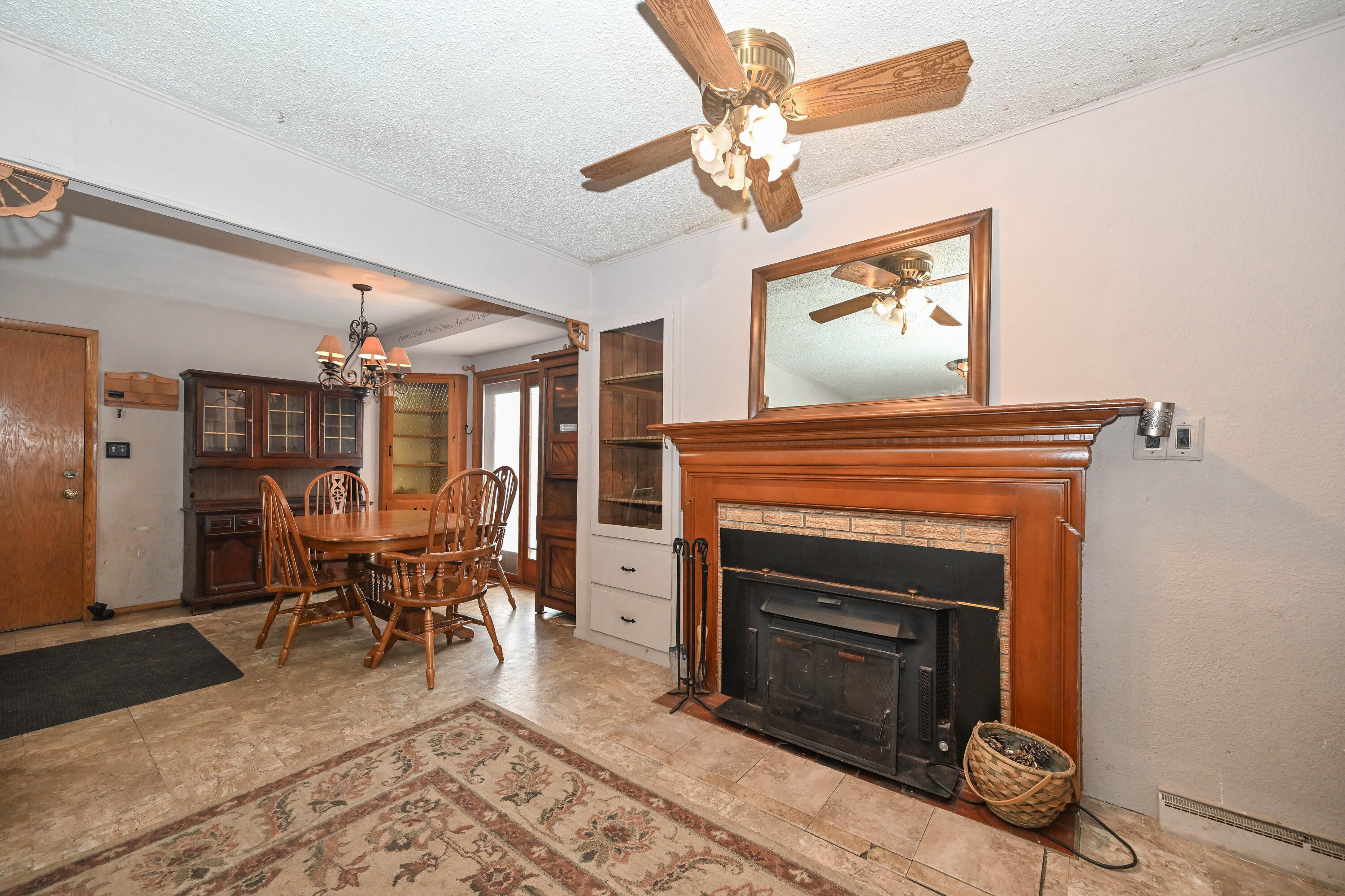 10211 South Nicholson Road Oak Creek, WI 53154 - Photo 9 of 39 Natural Fireplace