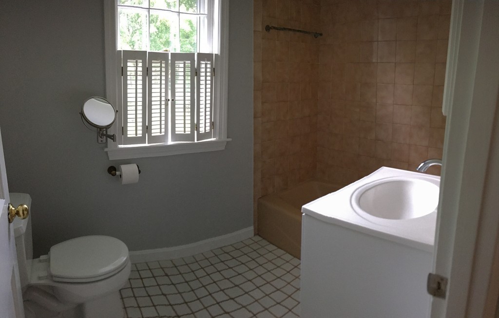 17 Wildon Road Wellesley, MA 02482 - Photo 16 of 24