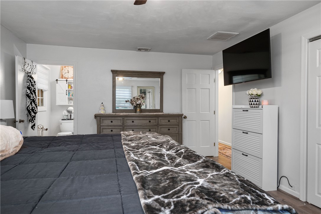 2 Carlo Court Cranston, RI 02921 - Photo 20 of 34