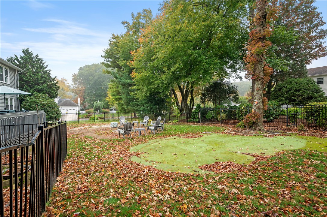 2 Carlo Court Cranston, RI 02921 - Photo 30 of 34