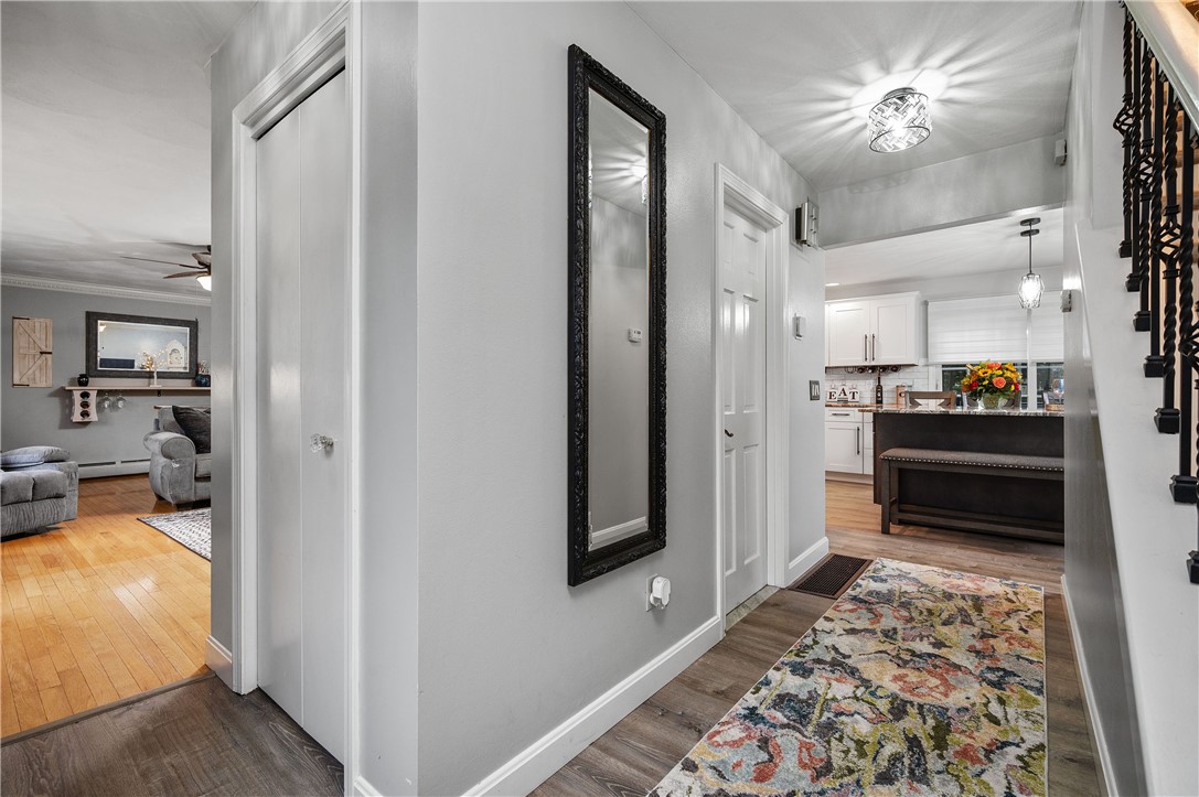 2 Carlo Court Cranston, RI 02921 - Photo 6 of 34