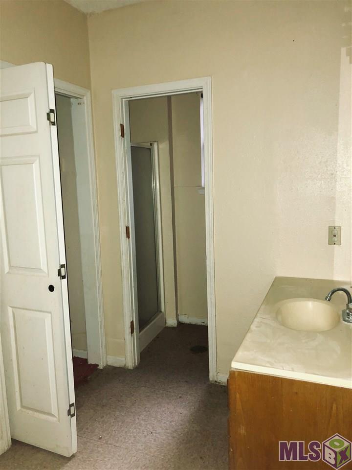 5676 Thomas Road Baton Rouge, LA 70811 - Photo 3 of 5 Gallery Image 3