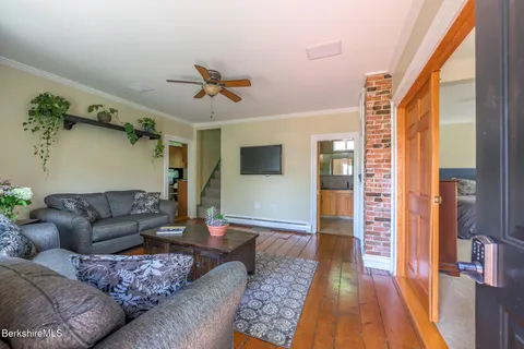 $680,000 | 7 Swamp Road, West Stockbridge, MA 01266