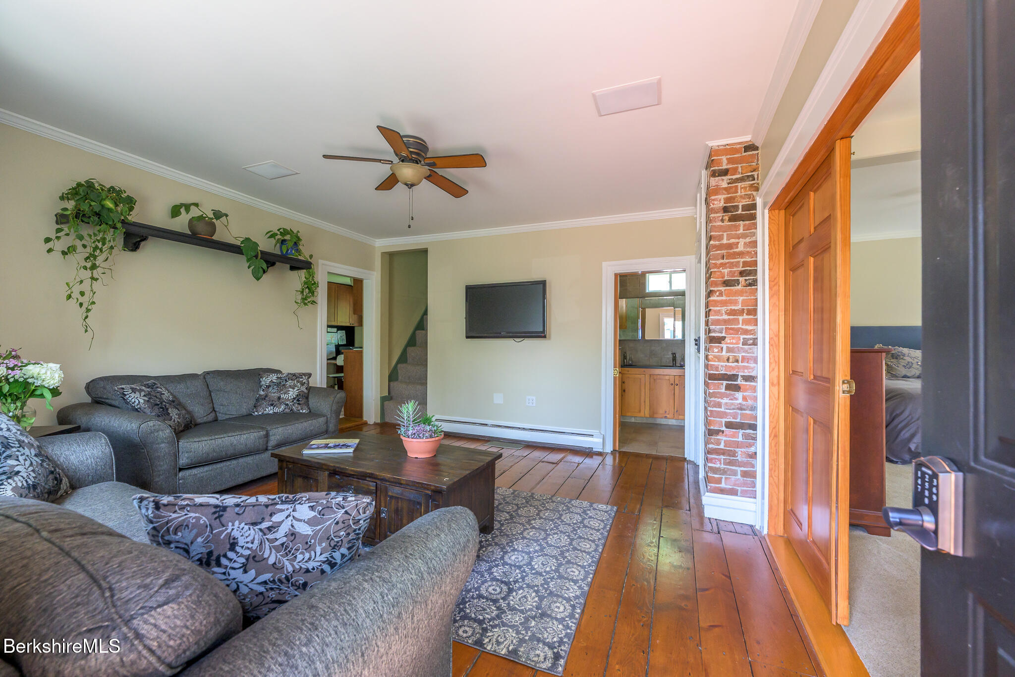 7 Swamp Road West Stockbridge, MA 01266 - Photo 18 of 46 Living Room