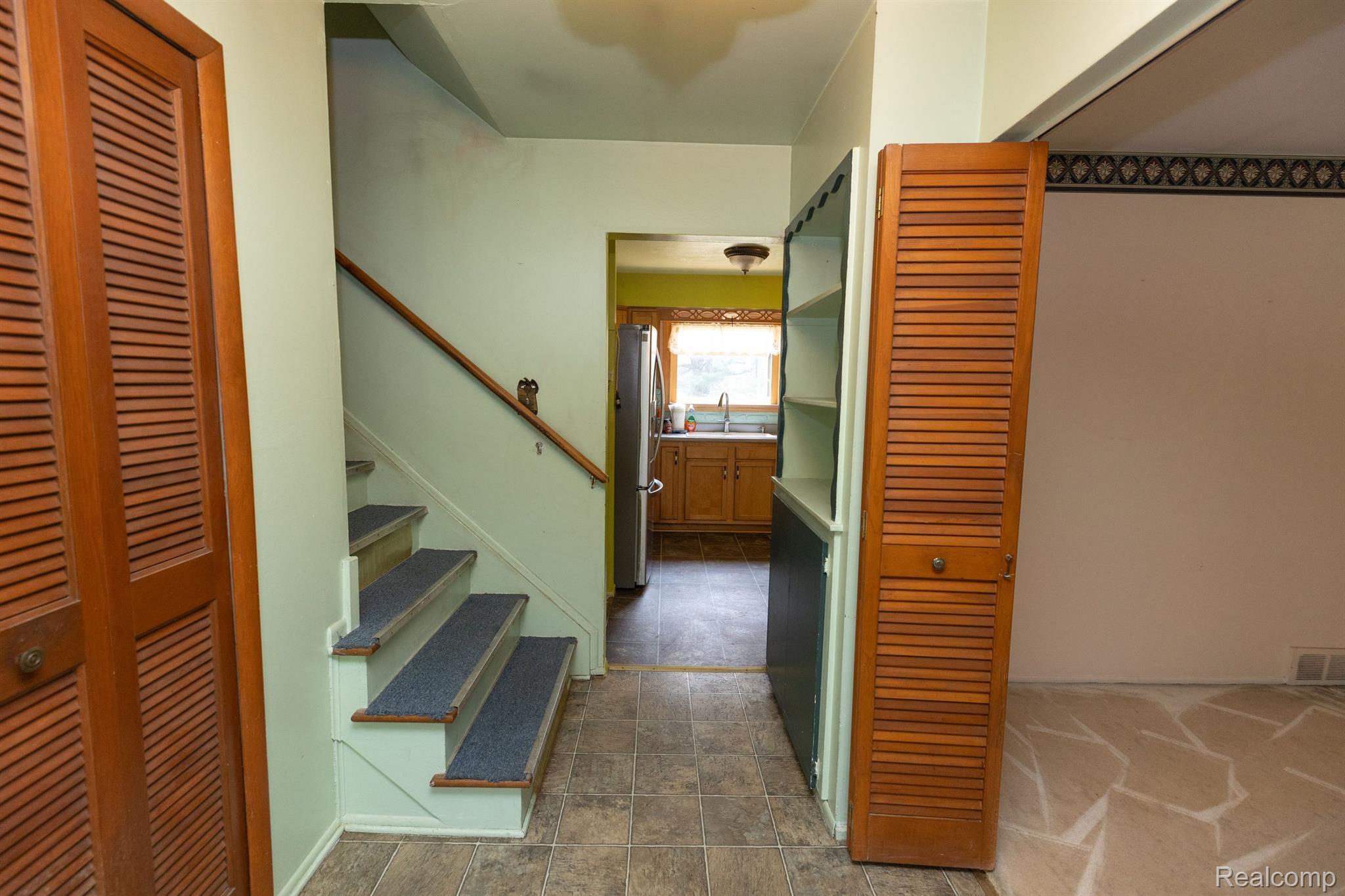 3575 Hunt Road Lapeer, MI 48446 - Photo 6 of 45 Gallery Image 6