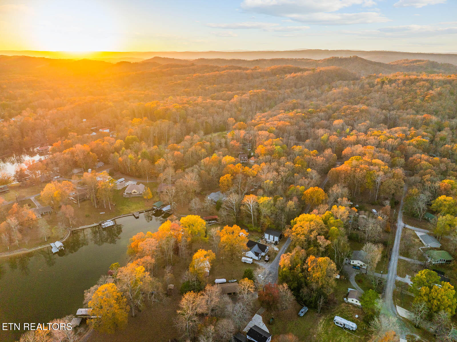 Lakeville Dr Spring Spring City, TN 37381 - Photo 24 of 32 18