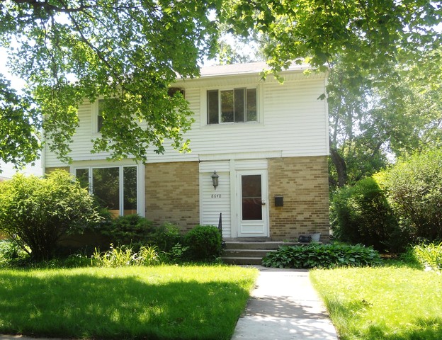 8640 Springfield Avenue Skokie, IL 60076 - Photo 1 of 7