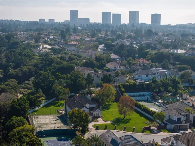 an aerial view of multiple house