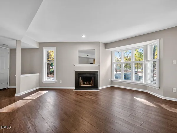 $369,900 | 911 Washington Street, Unit 203, Raleigh, NC 27605