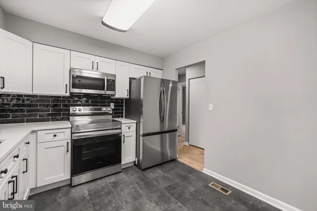 $469,000 | 4801 Iverson Place, Temple Hills, MD 20748