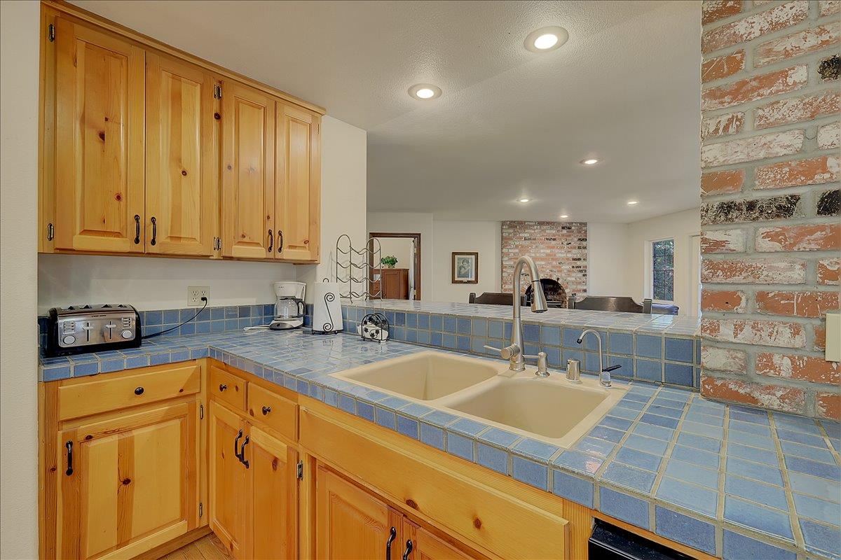 11473 Sky Pines Ridge Road Nevada City, CA 95959 - Photo 12 of 38