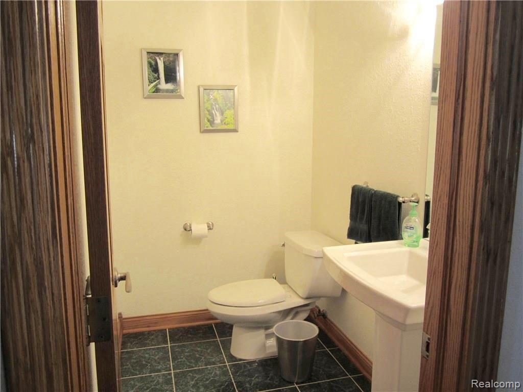 7306 East Bristol Road Davison, MI 48423 - Photo 38 of 72 arRfhFN.jpg
