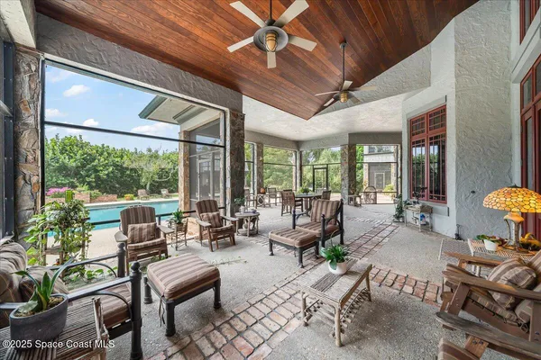 a view of a house with a garage